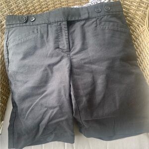 Ann Taylor Black Women's Bermudas shorts size 6